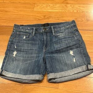 Vince mason relaxed distressed jean shorts size 28.
